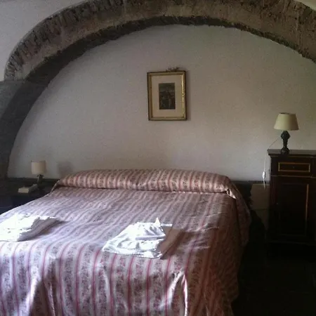 La Rocca Della Rosa Zafferana Etnea